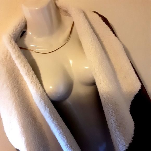 Lola B Waterfall Shearling Cardigan Size Small NWOT - Picture 11 of 14